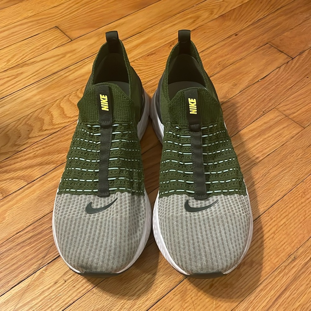 Mens Nike React Phantom Flyknit Shoes Size 13